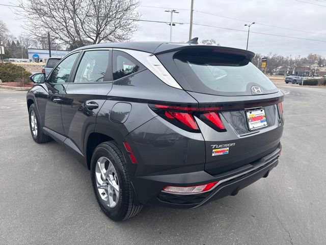 Certified 2023 Hyundai Tucson SE image 3