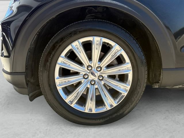 Used 2021 Ford Explorer Limited w/ Equipment Group 301A image 23