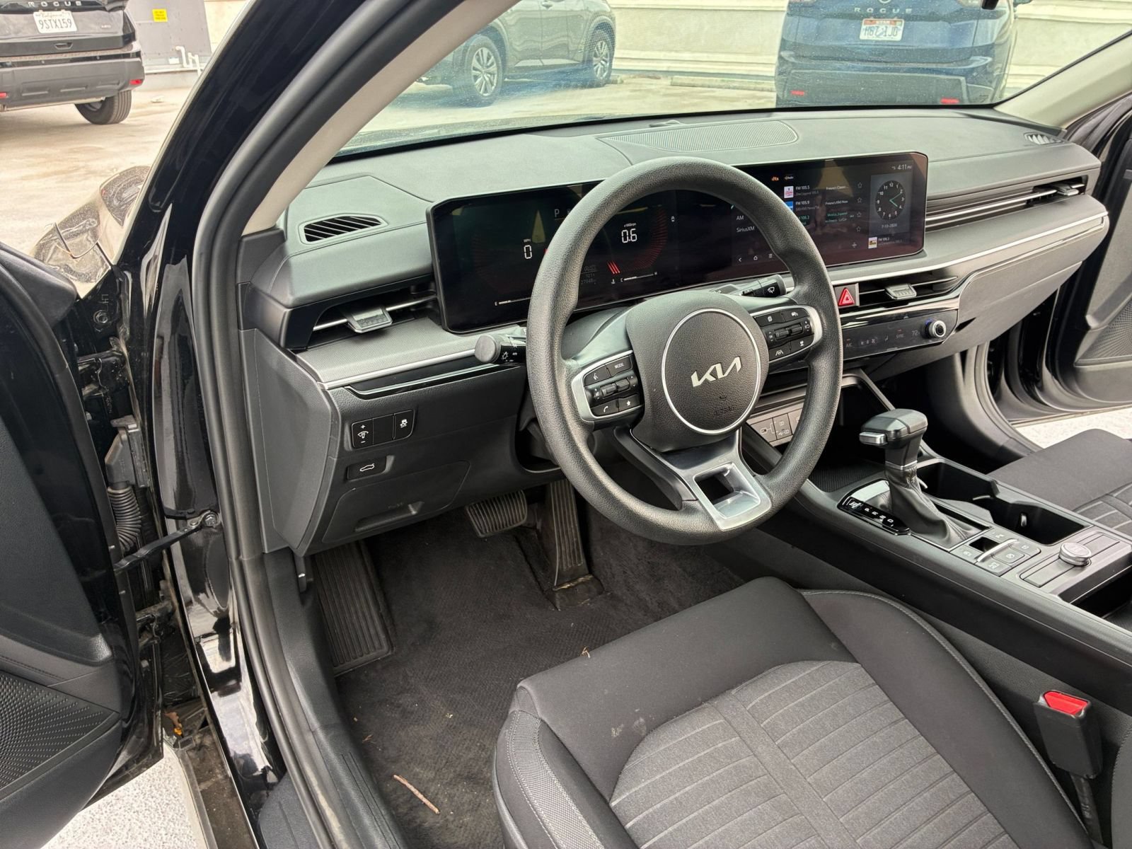 Used 2025 Kia K5 LXS FWD image 34