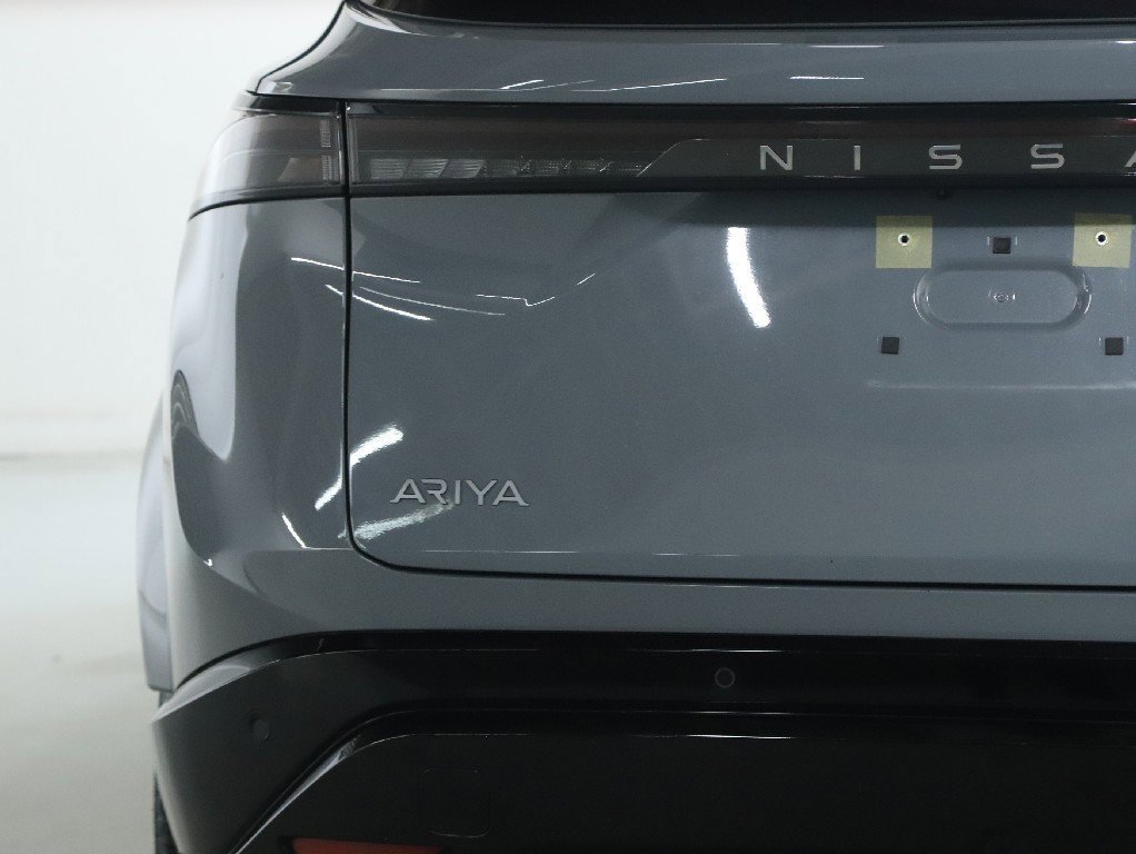 Used 2023 Nissan Ariya FWD image 42