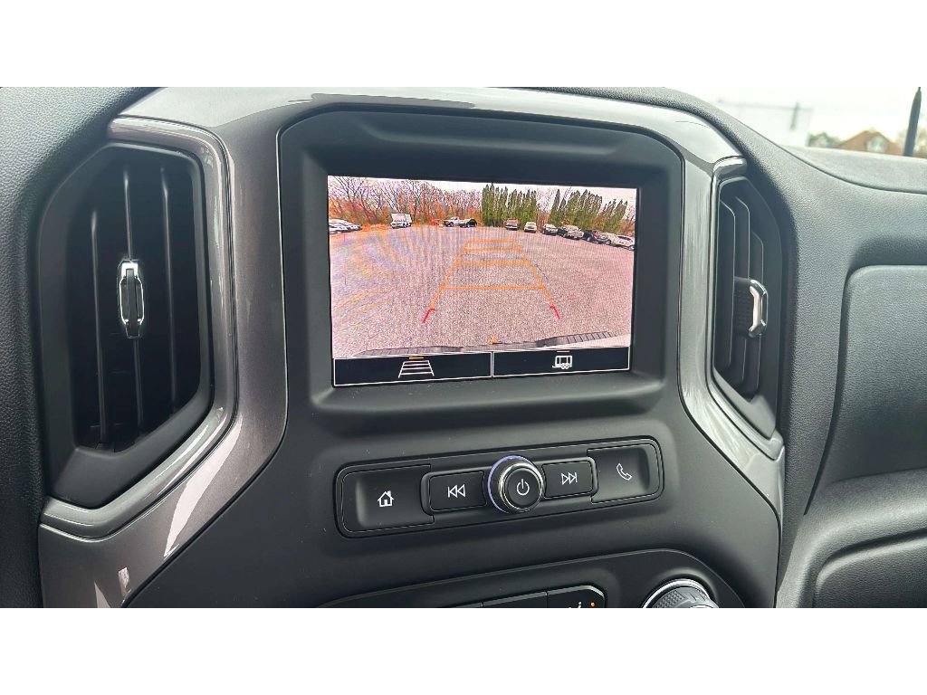 Used 2024 Chevrolet Silverado 2500 Custom w/ Custom Value Package image 17