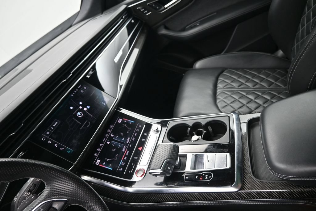 Used 2023 Audi SQ8 Prestige AWD/4WD image 19