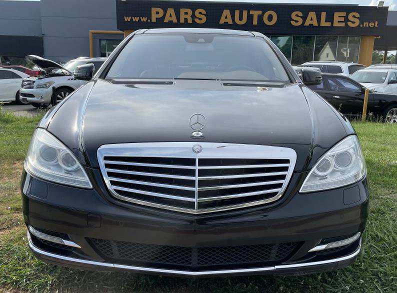Used 2013 Mercedes-Benz S 550 4MATIC image 1