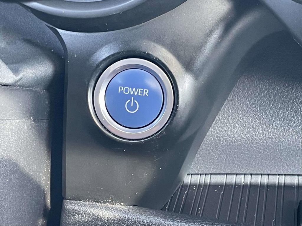 Used 2021 Toyota Sienna XSE image 36