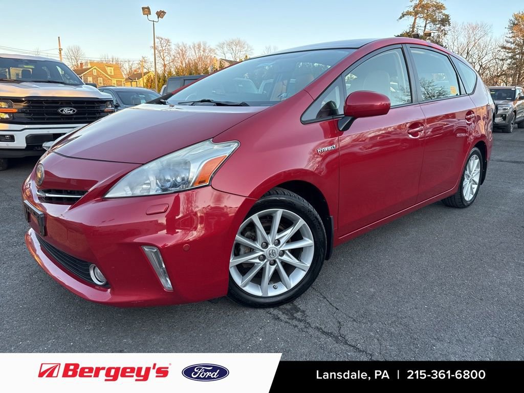 Used 2012 Toyota Prius V Two image 1