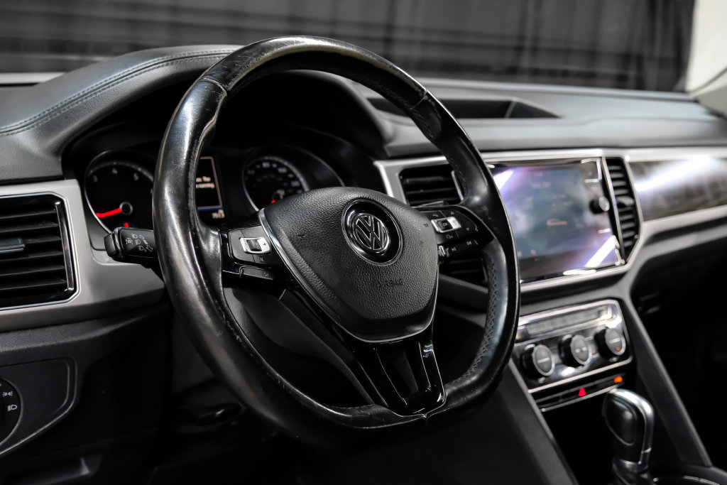 Used 2018 Volkswagen Atlas SEL FWD image 17