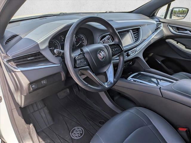Used 2022 Buick Enclave Essence image 10