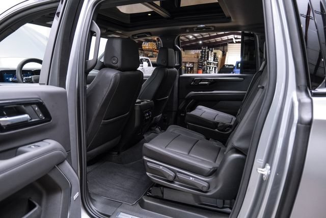 Used 2026 Chevrolet Suburban Z71 w/ Comfort Package AWD/4WD image 67