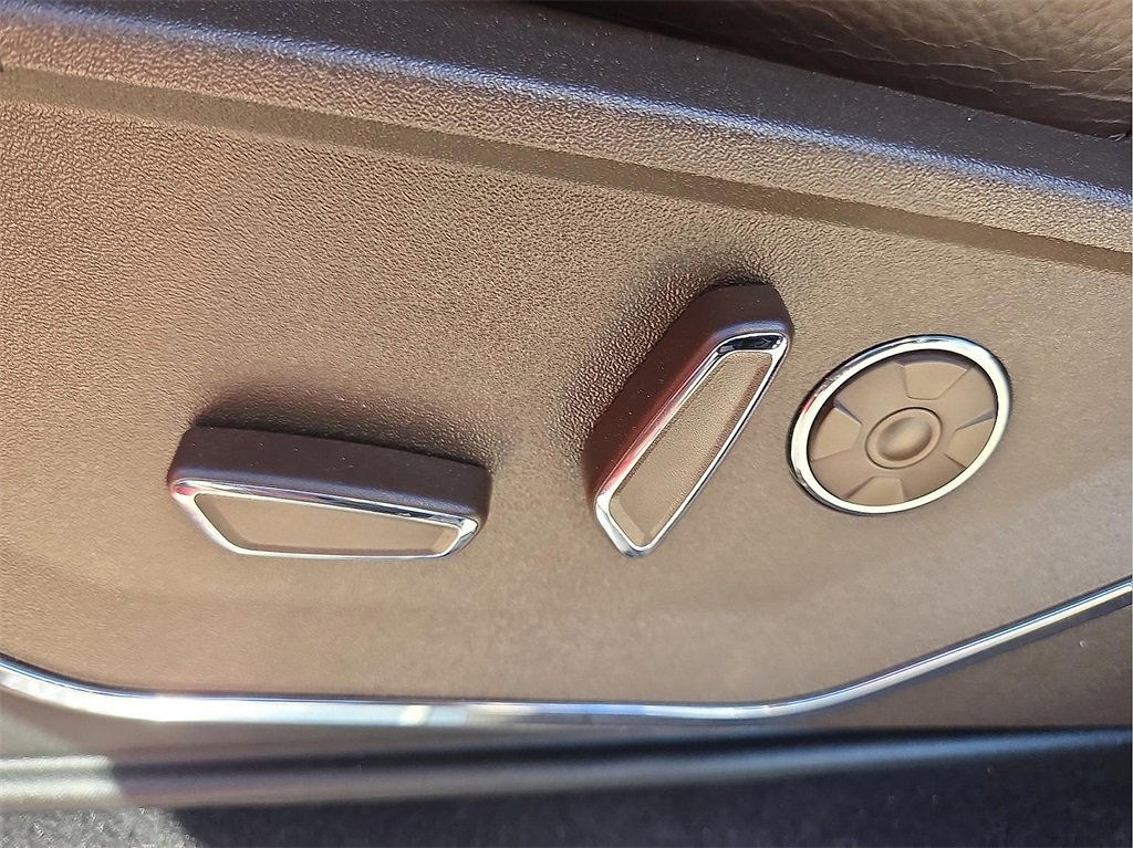 Used 2024 Ford F150 King Ranch w/ FX4 Off-Road Package image 14