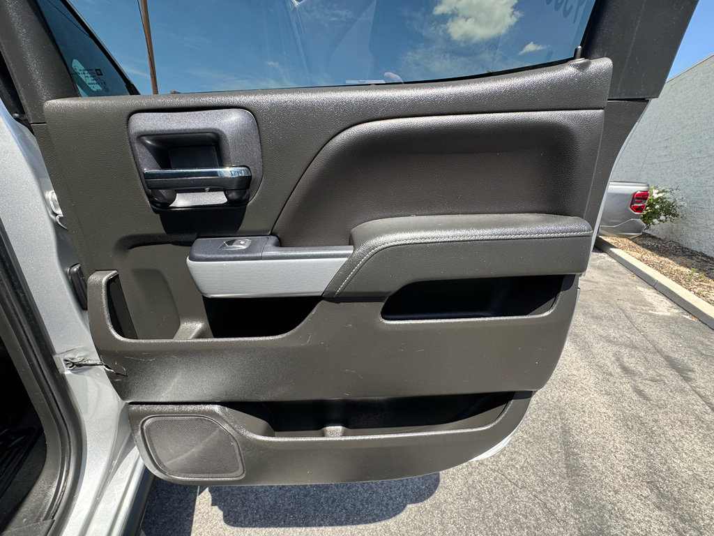 Used 2018 Chevrolet Silverado 1500 LT w/ All Star Edition AWD/4WD image 27