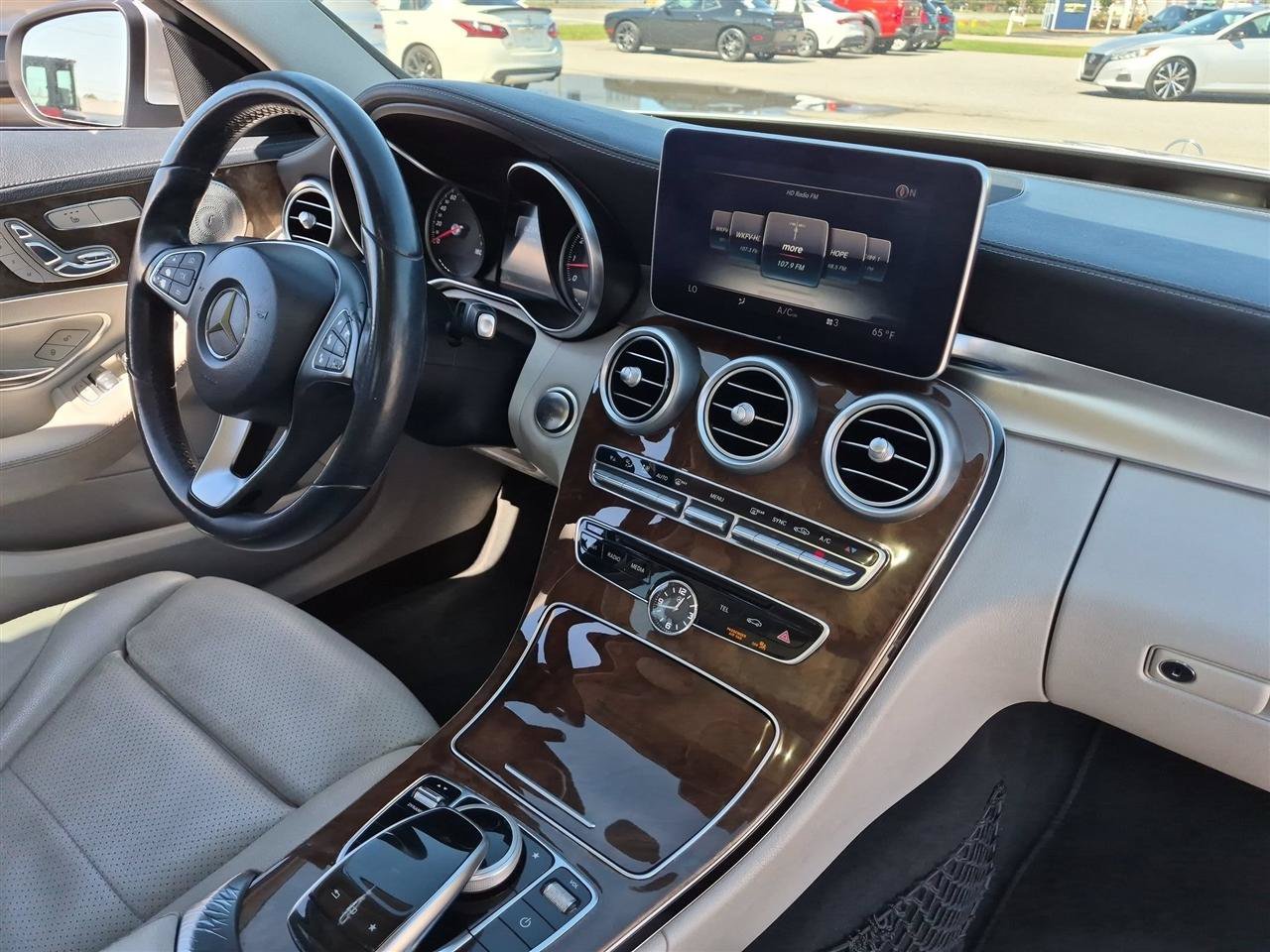 Used 2016 Mercedes-Benz C 300 4MATIC Sedan image 36