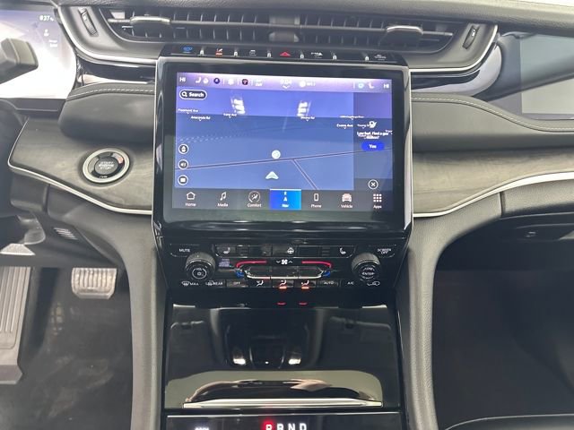 Used 2023 Jeep Grand Cherokee 4WD 4xe image 21