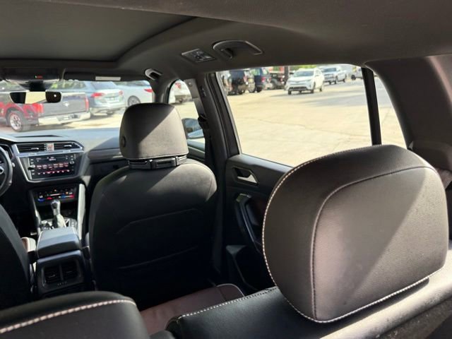 Used 2022 Volkswagen Tiguan SEL R-Line AWD/4WD image 70