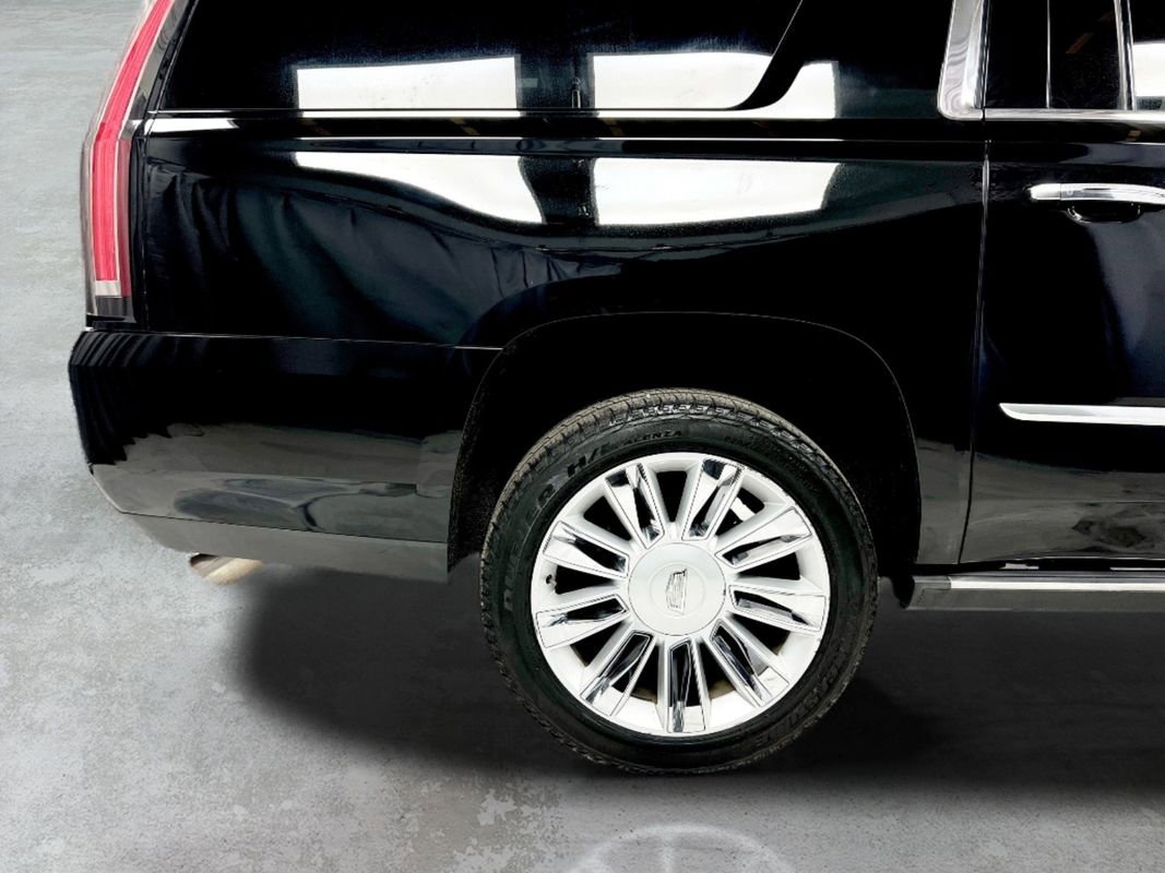 Used 2015 Cadillac Escalade ESV Platinum image 10