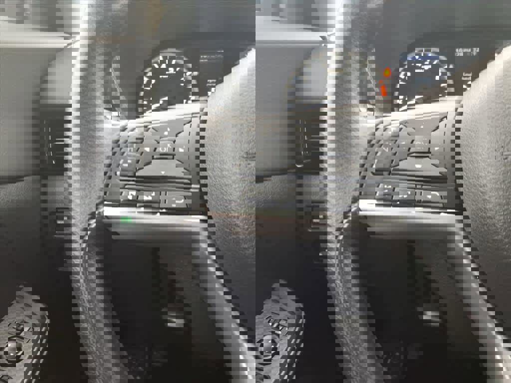 Certified 2020 Nissan Sentra S image 22