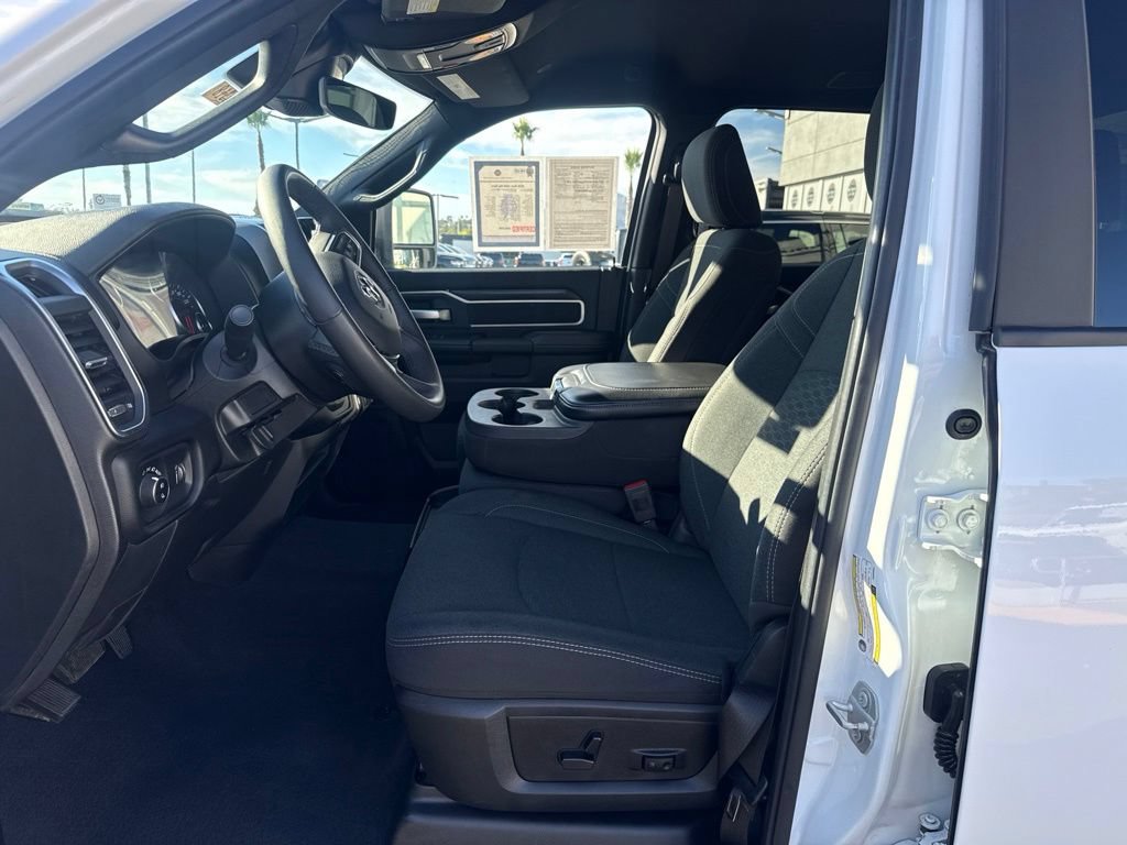 Certified 2025 RAM 2500 Big Horn AWD/4WD image 15
