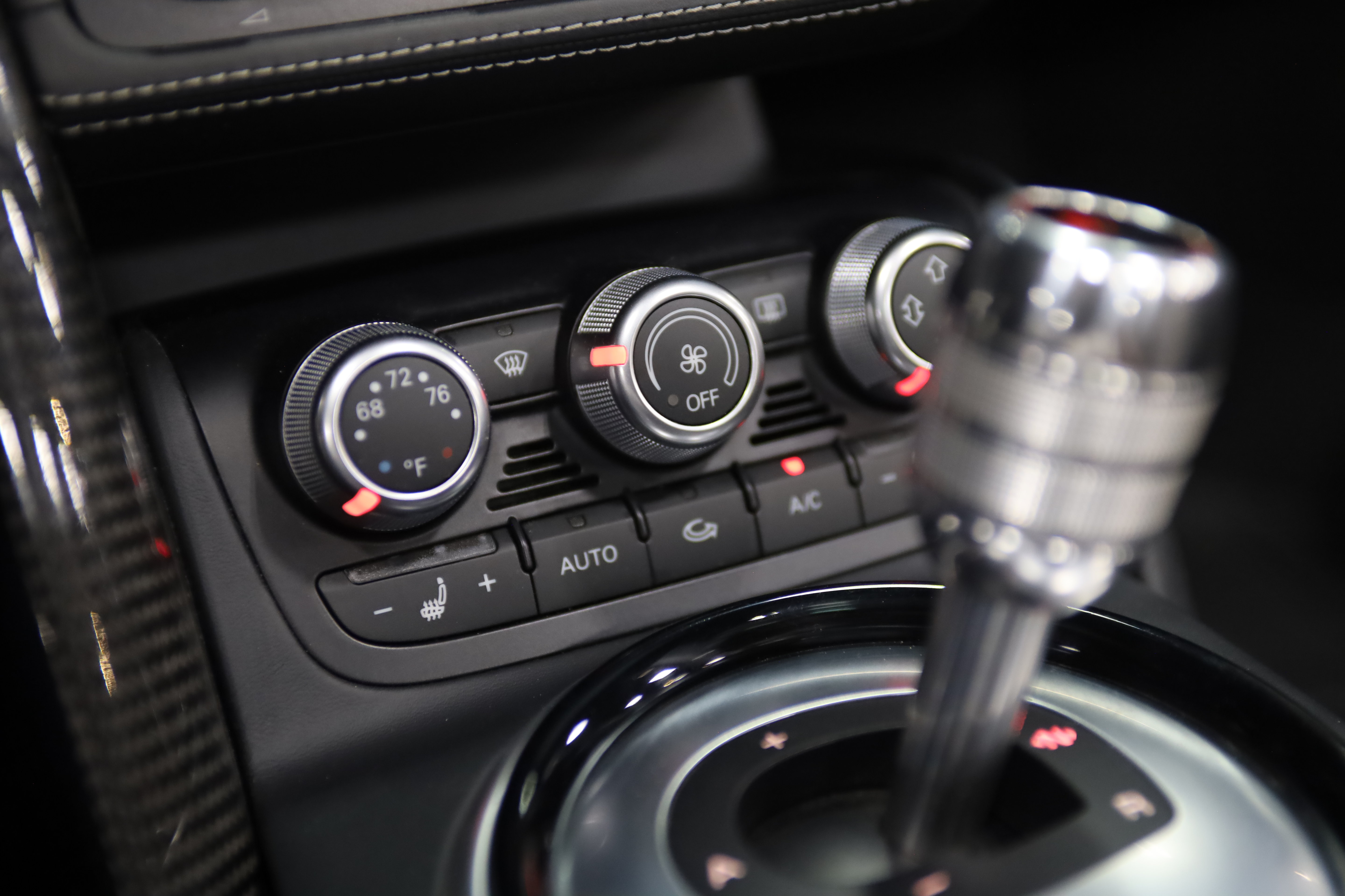 Used 2015 Audi R8 V10 AWD/4WD image 35