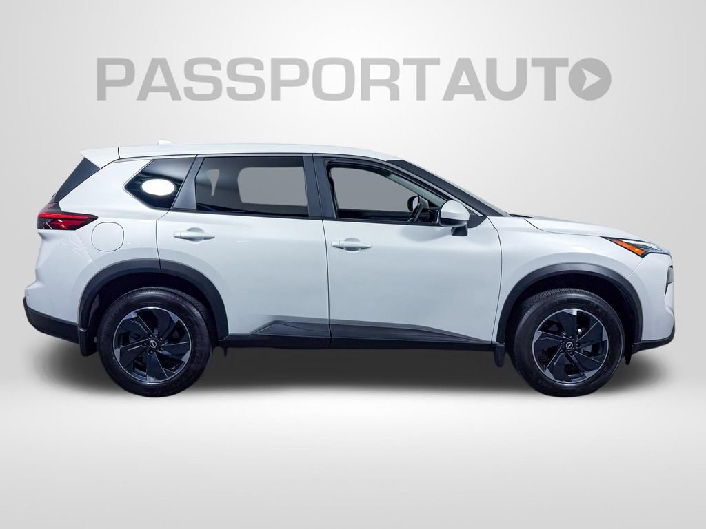 Certified 2026 Nissan Rogue SV AWD/4WD image 12