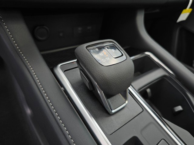 New 2025 Nissan Pathfinder SL w/ SL Premium Package image 34