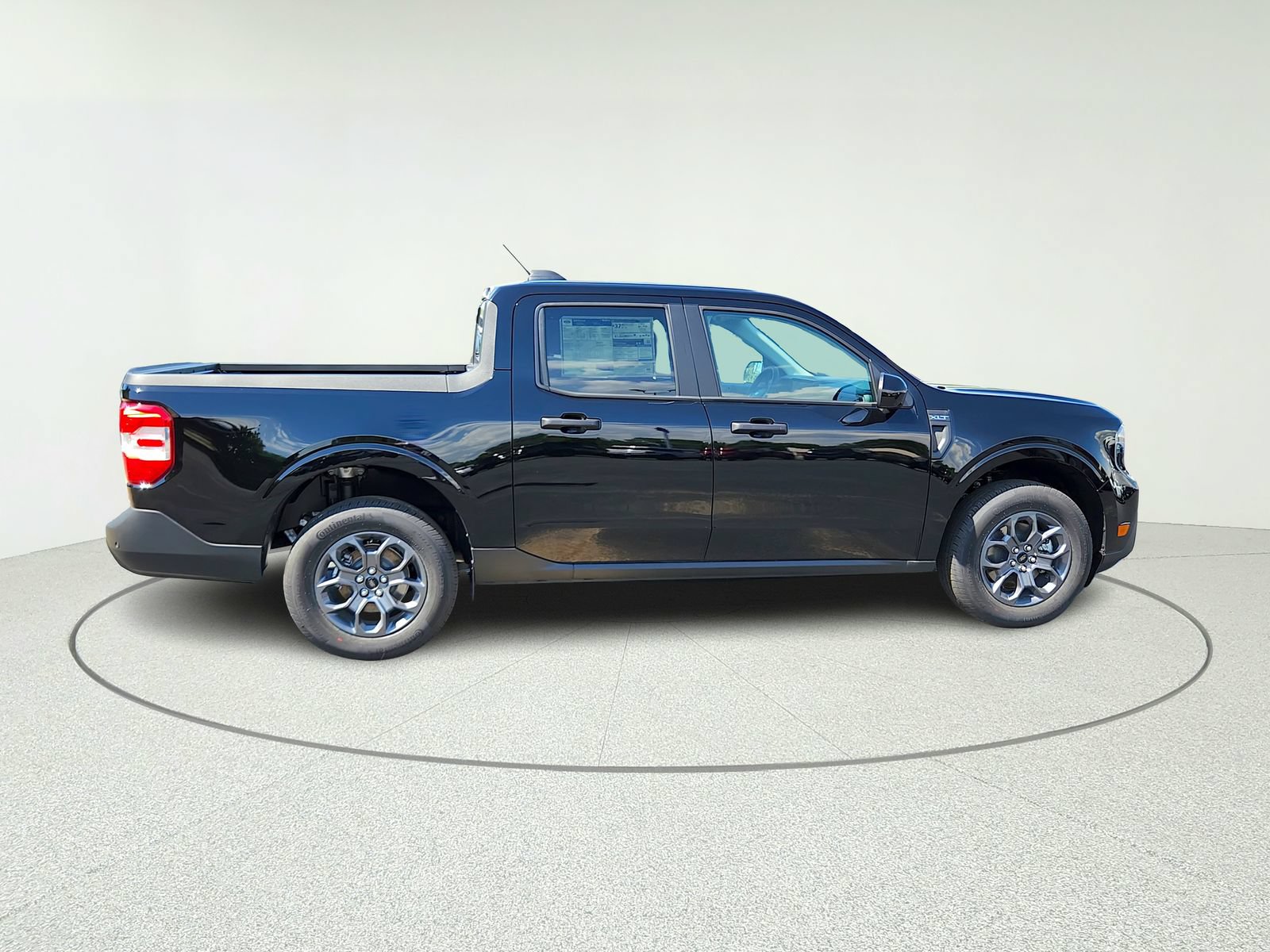 New 2026 Ford Maverick XLT w/ Equipment Group 301A AWD/4WD image 9