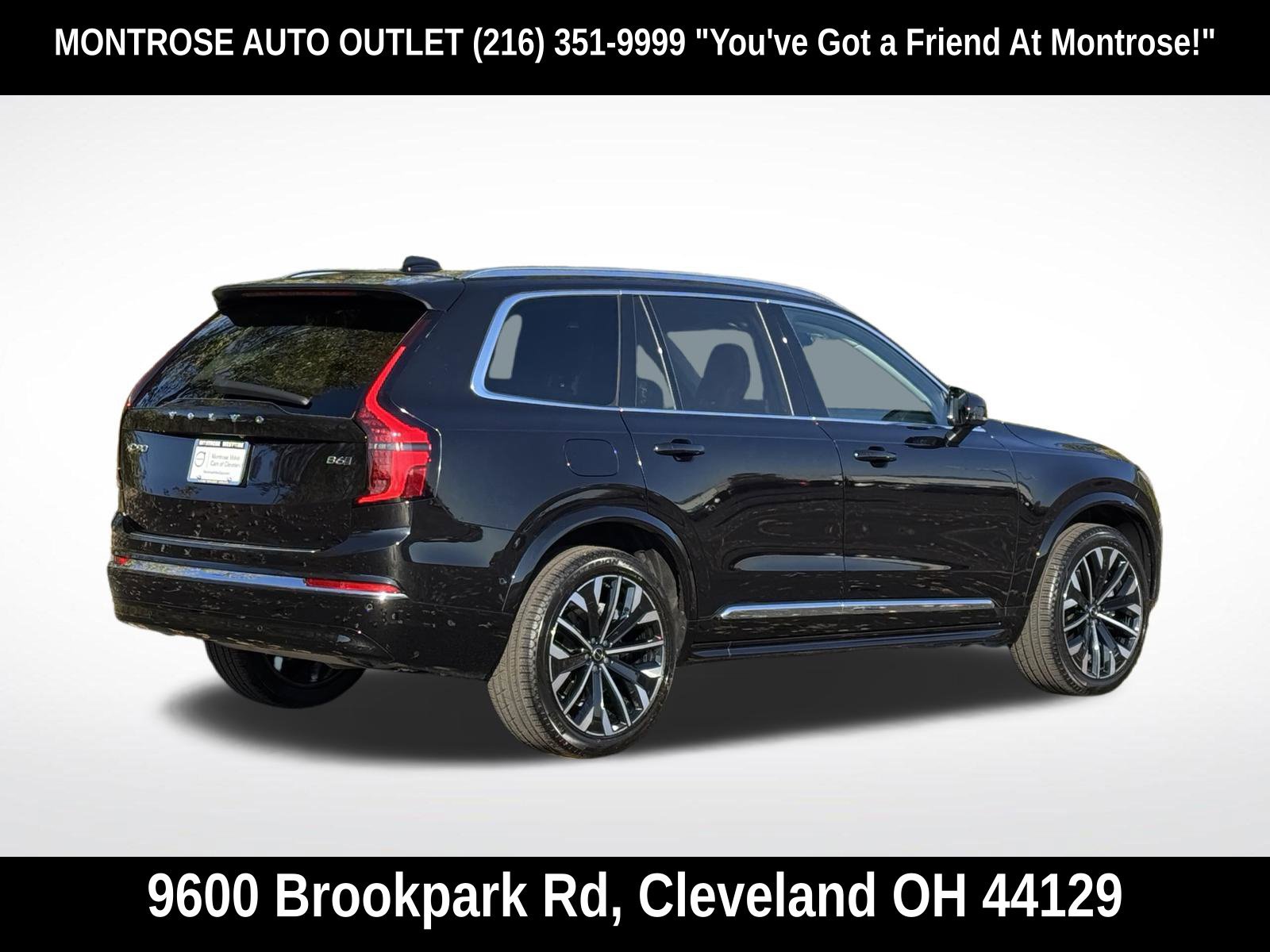 Certified 2025 Volvo XC90 B6 Ultra w/ Protection Package Premier AWD/4WD image 4