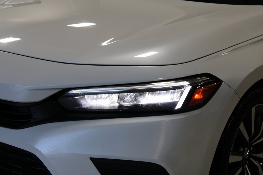 Used 2022 Honda Civic EX image 2