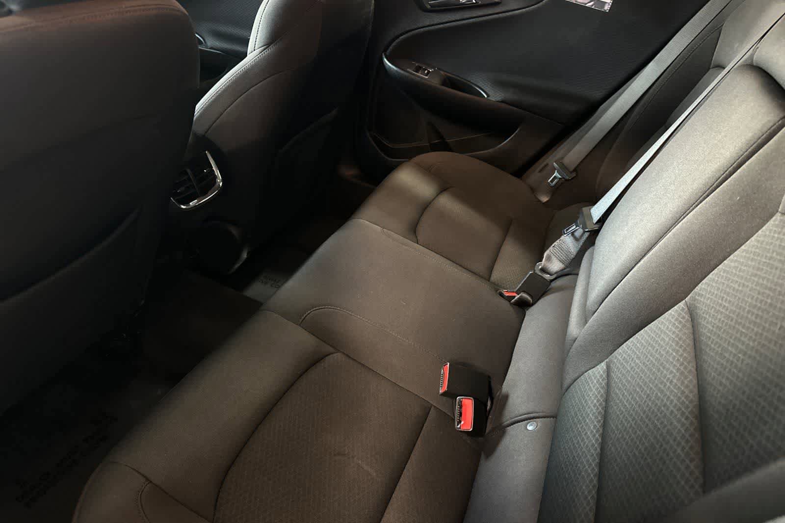 Used 2022 Chevrolet Malibu LT FWD image 5