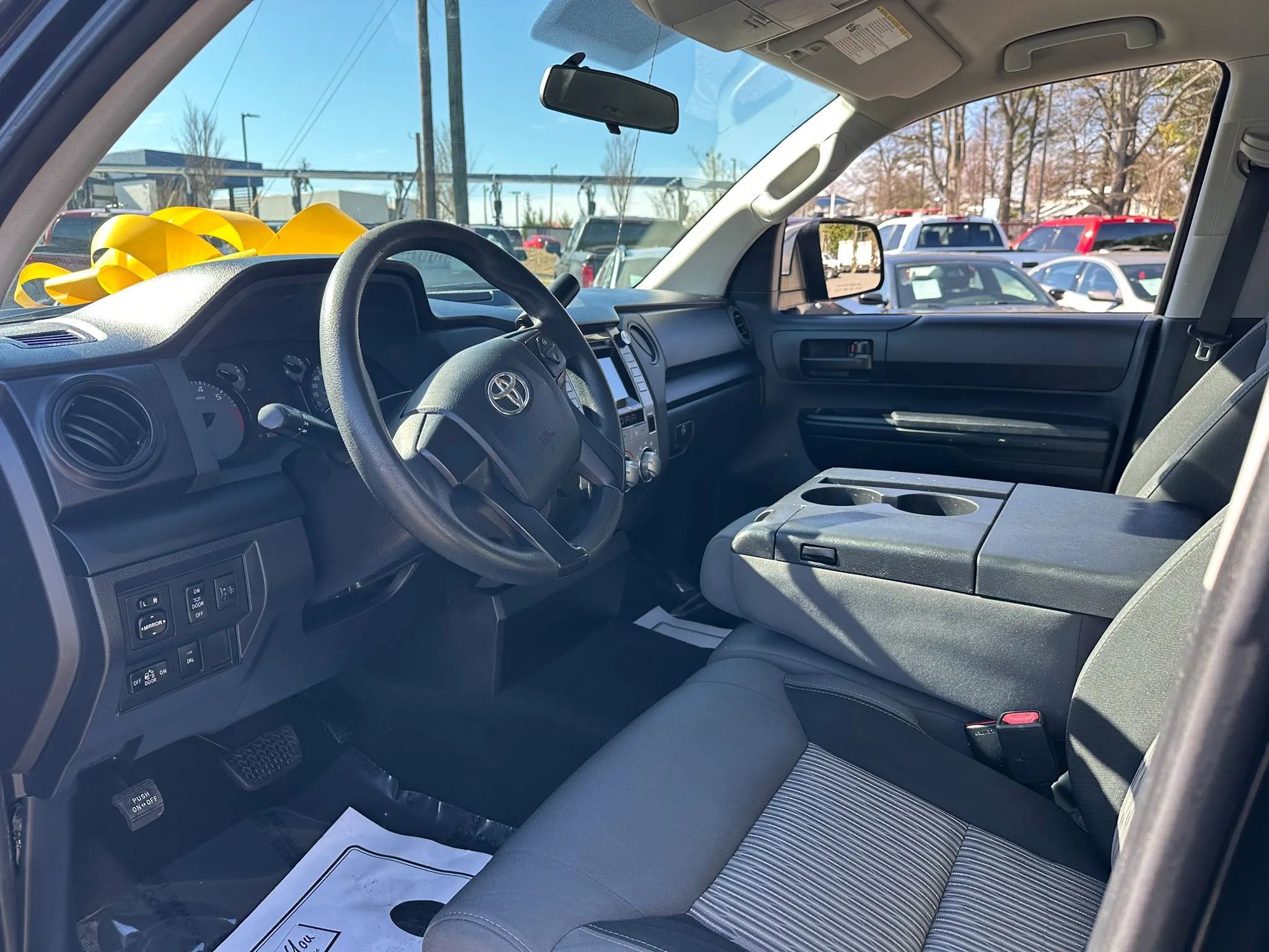 Used 2016 Toyota Tundra SR w/ Tow Package image 19