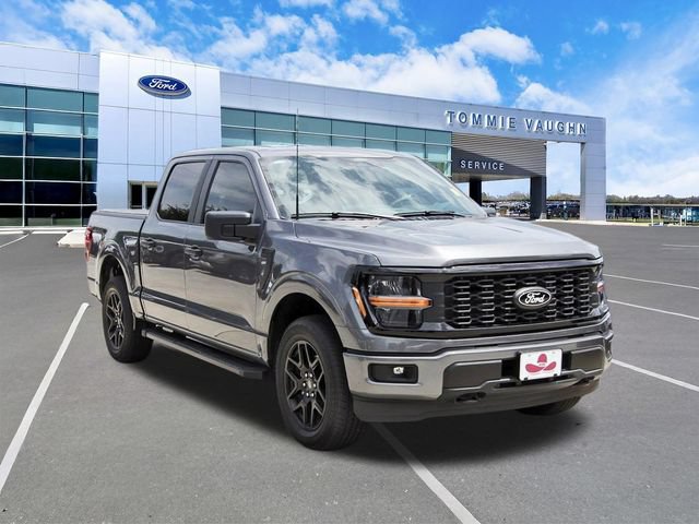 Used 2025 Ford F150 STX w/ STX Black Appearance Package AWD/4WD image 6