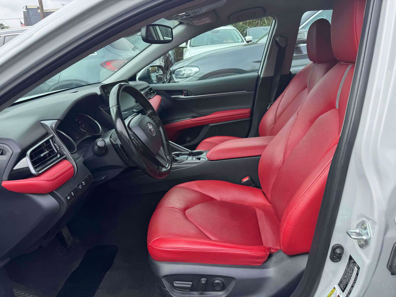 Used 2023 Toyota Camry XSE image 1