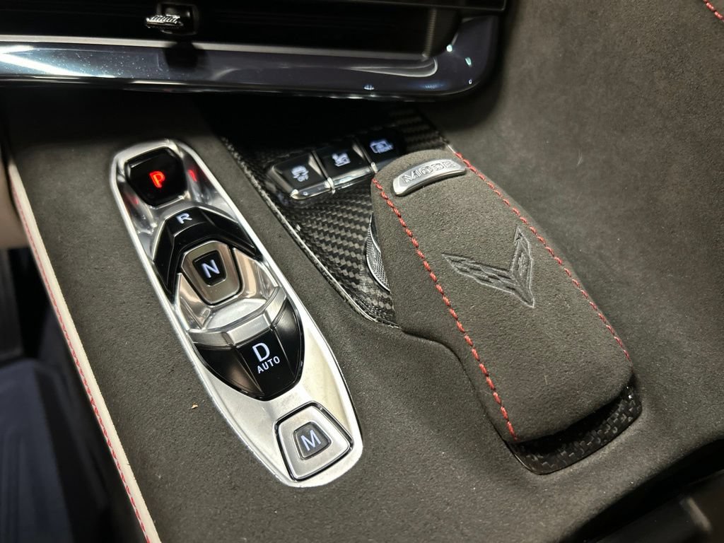 Used 2023 Chevrolet Corvette Stingray Premium Conv w/ Z51 Performance Package RWD image 22