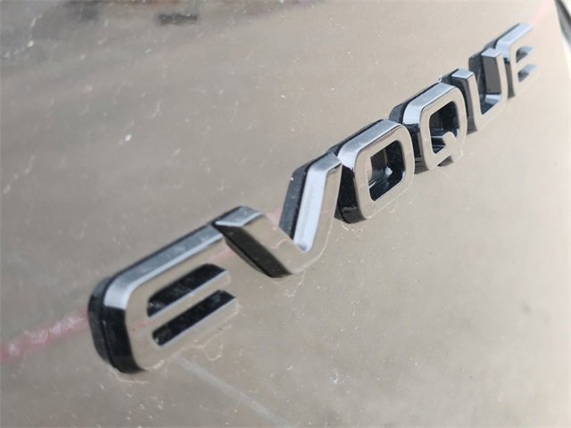 New 2024 Land Rover Range Rover Evoque S image 12