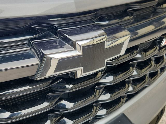 Used 2024 Chevrolet Trax RS FWD image 30