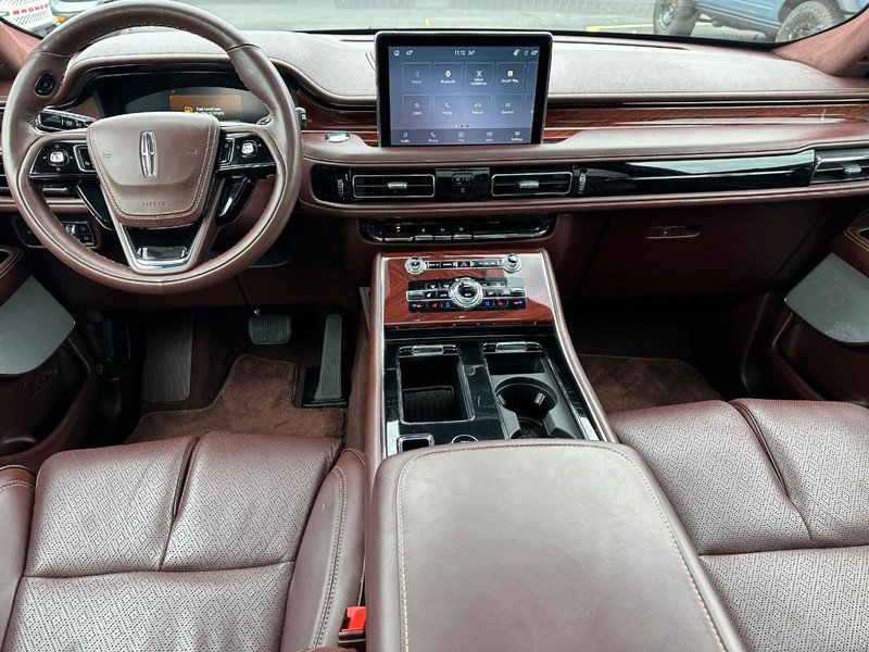 Certified 2023 Lincoln Aviator Black Label w/ Dynamic Handling Package image 17