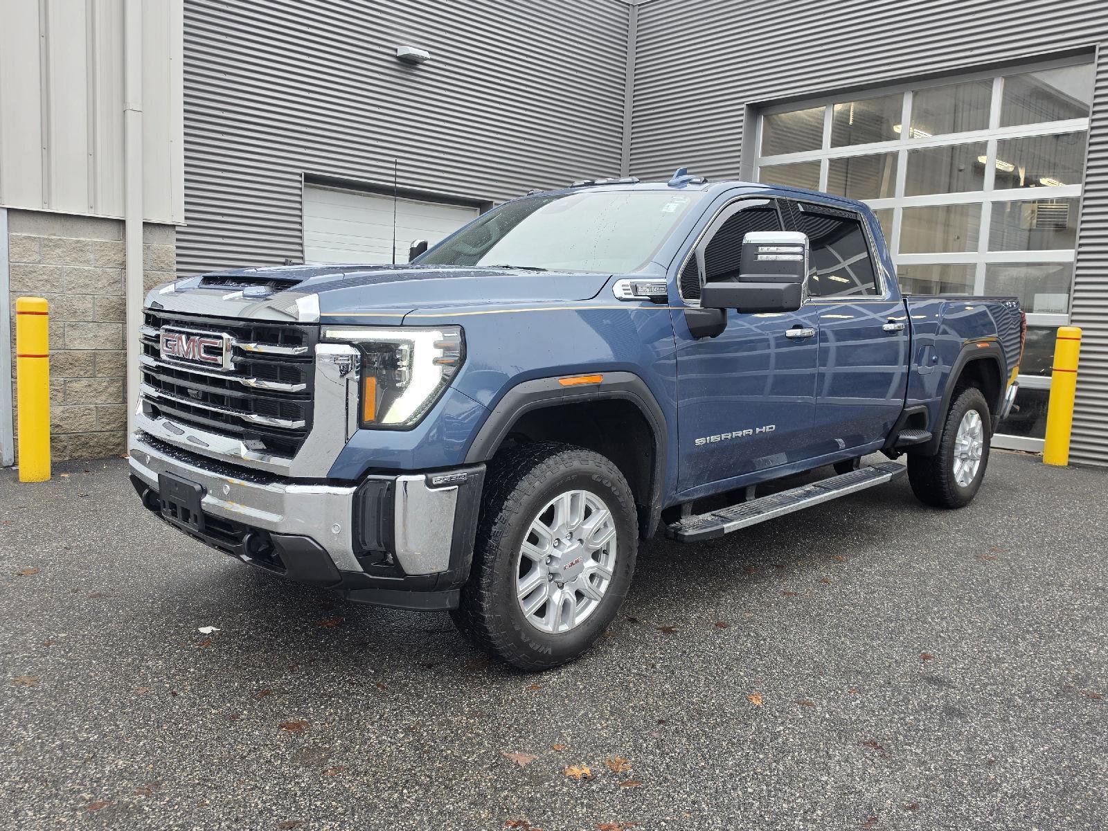 Used 2024 GMC Sierra 2500 SLT w/ SLT Convenience Package image 5