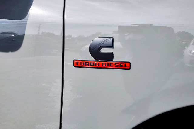 Used 2025 RAM 2500 Laramie AWD/4WD image 30