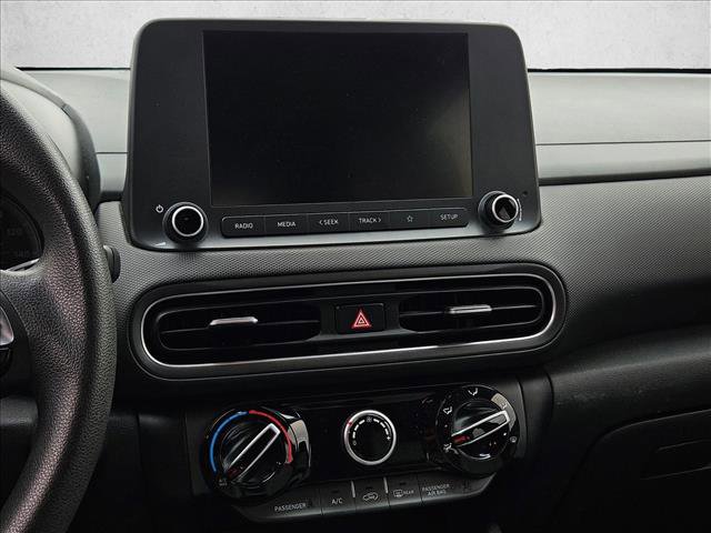 Used 2023 Hyundai Kona SEL image 10
