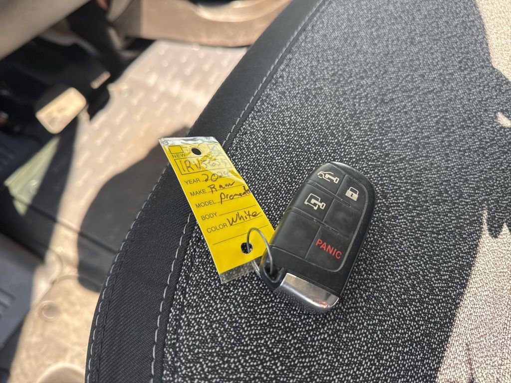 Used 2024 RAM ProMaster 2500 w/ Convenience Group image 31