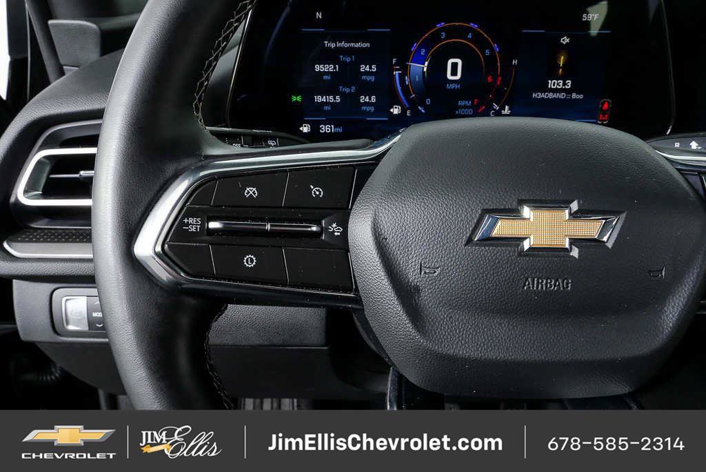 Certified 2025 Chevrolet Traverse LT FWD image 9