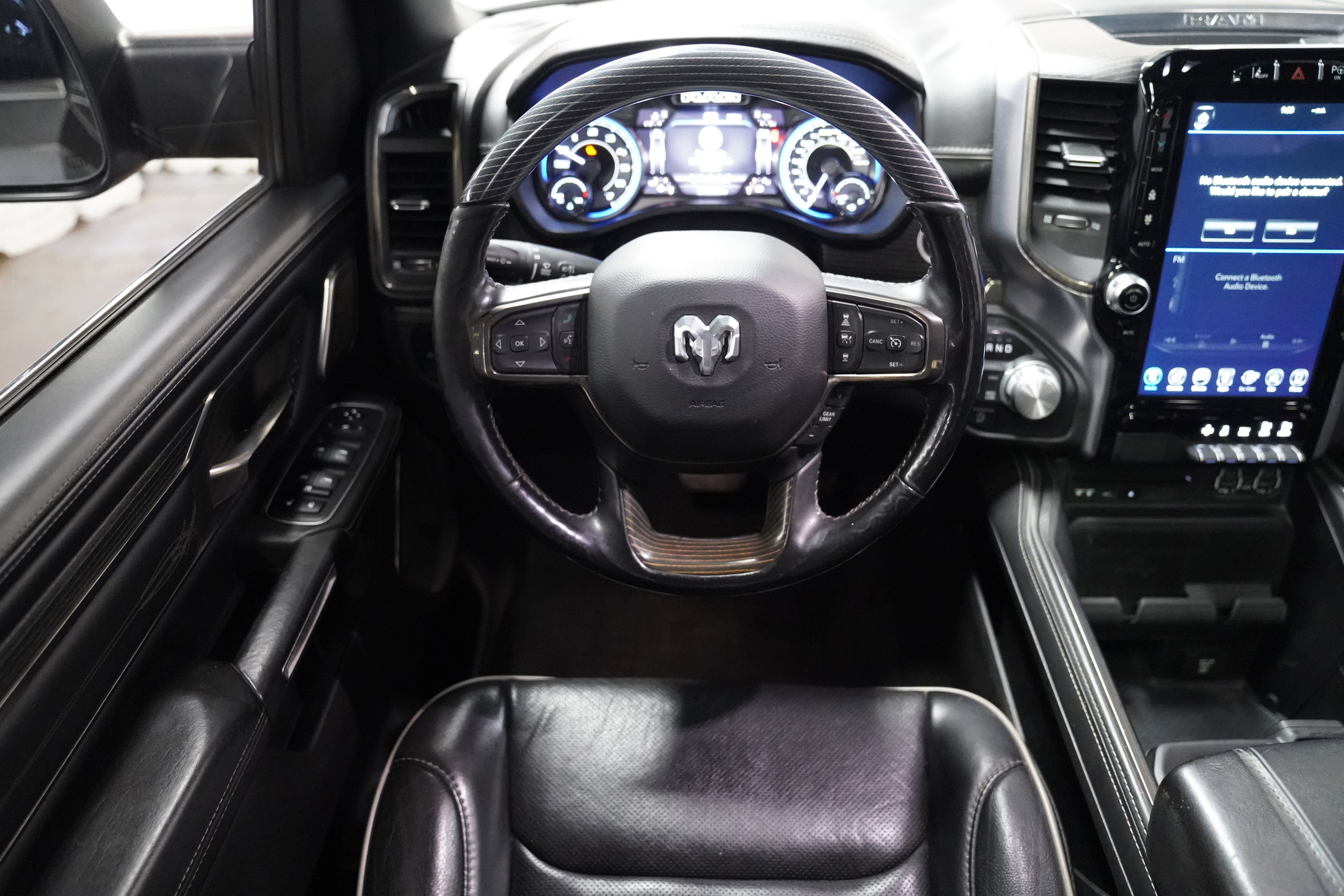 Used 2019 RAM 1500 Limited AWD/4WD image 12