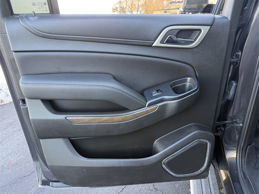 Used 2018 GMC Yukon XL Denali w/ Denali Ultimate Package image 32