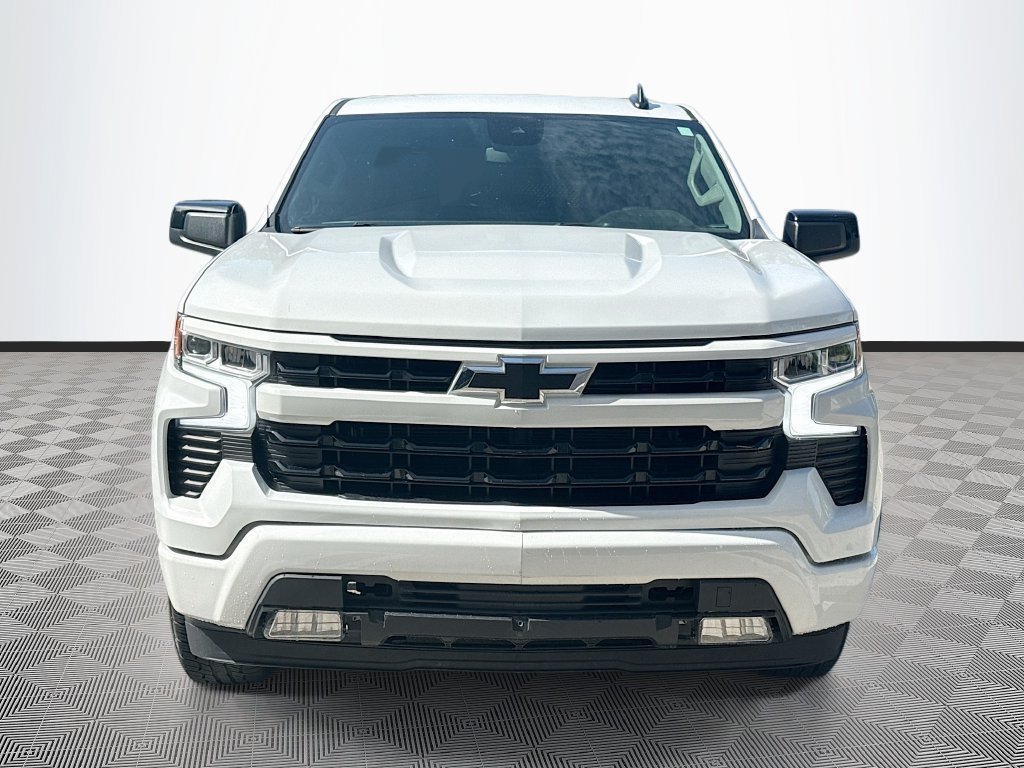 Used 2024 Chevrolet Silverado 1500 RST w/ Z71 Off-Road Package AWD/4WD image 2