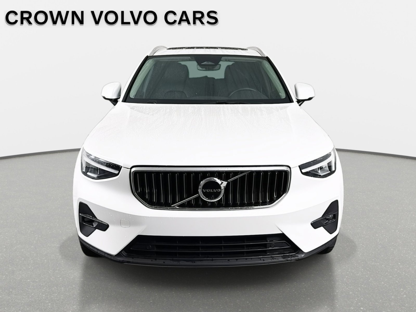 Used 2023 Volvo XC40 B5 Plus w/ Climate Package AWD/4WD image 2