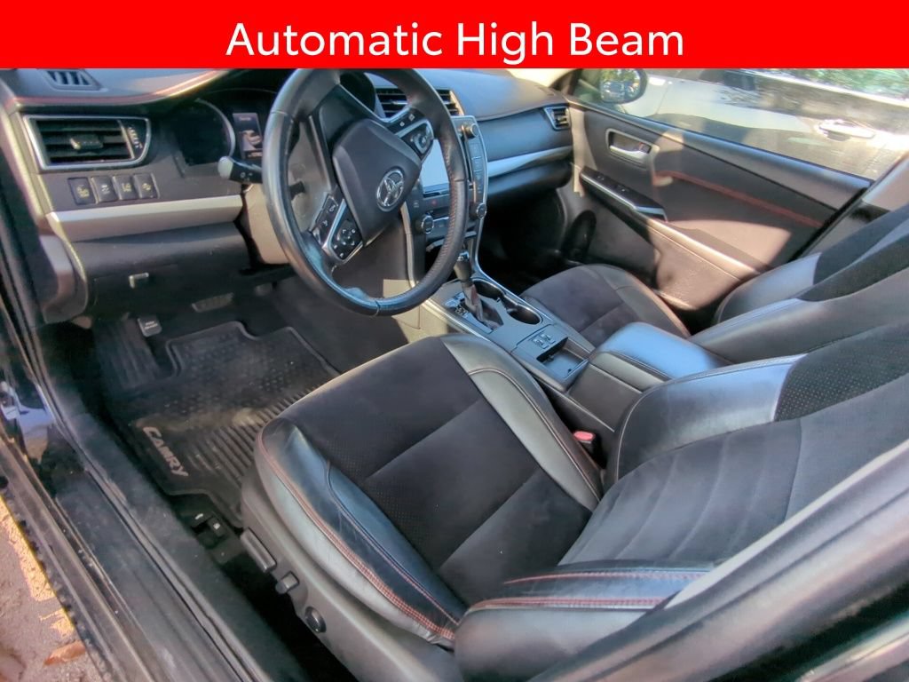 Used 2015 Toyota Camry XSE w/ Advanced Technology Package FWD image 7