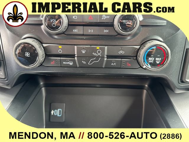 New 2025 Ford F250 XLT w/ Black Appearance Package image 28