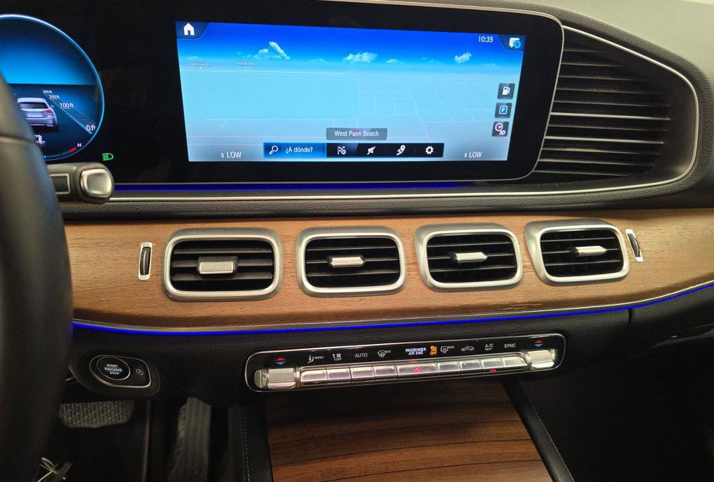 Used 2021 Mercedes-Benz GLE 350 w/ AMG Line Exterior image 6