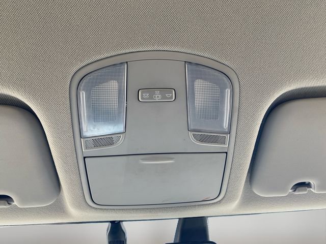 Used 2020 Hyundai Elantra SE w/ Cargo Package (C1) image 26