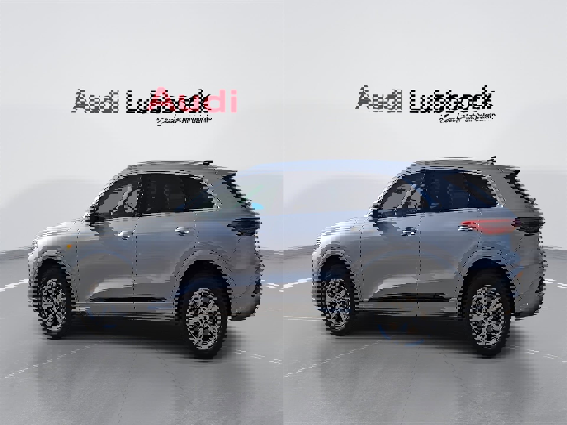 Used 2025 Audi Q5 Premium w/ Convenience Package image 6