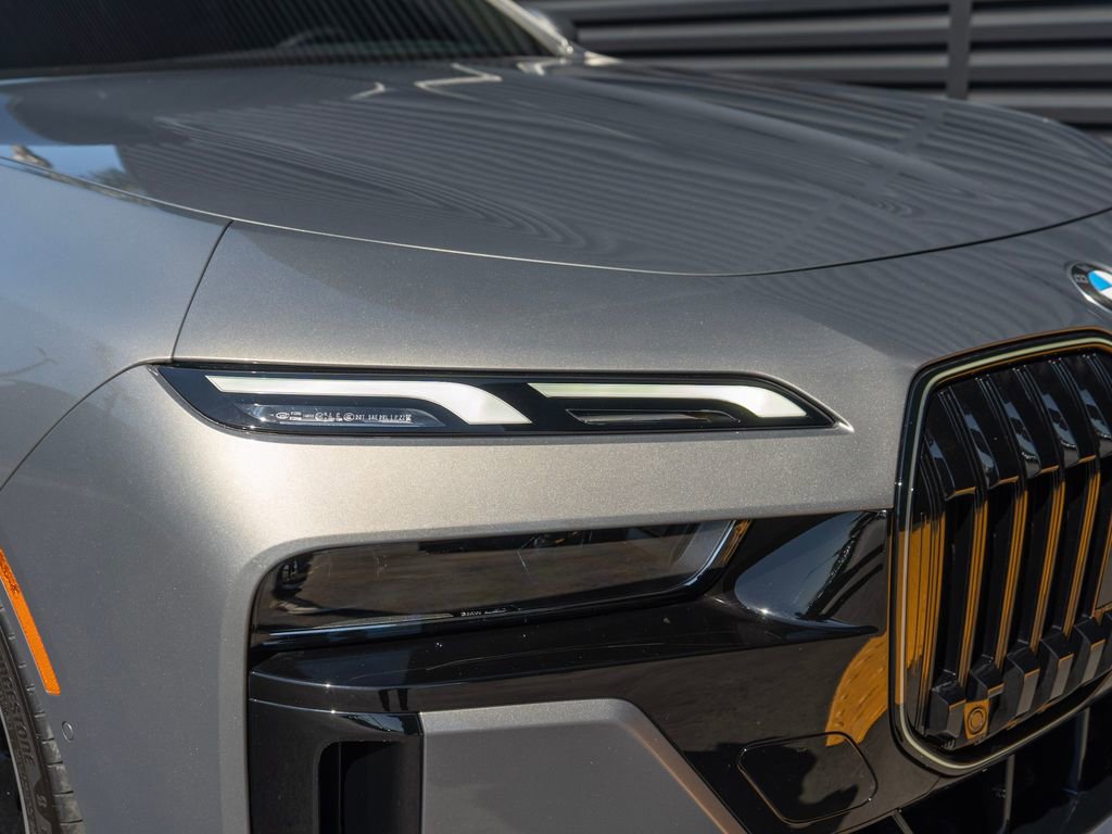 Used 2025 BMW 740i 740i image 13