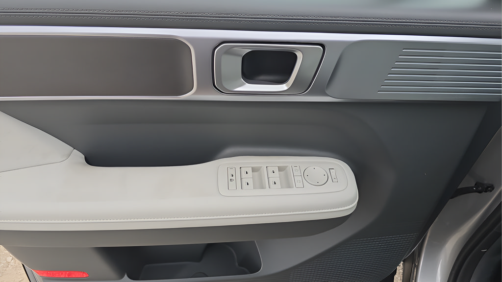 New 2026 Hyundai Santa Fe SEL AWD/4WD image 16